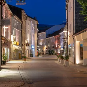 https://ferienwohnung-historisches-teisendorf.com-bavaria.com